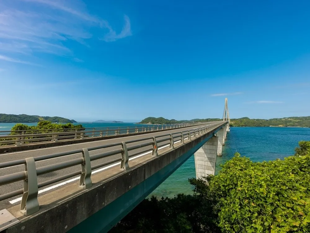晴れた日の鷹島肥前大橋の画像