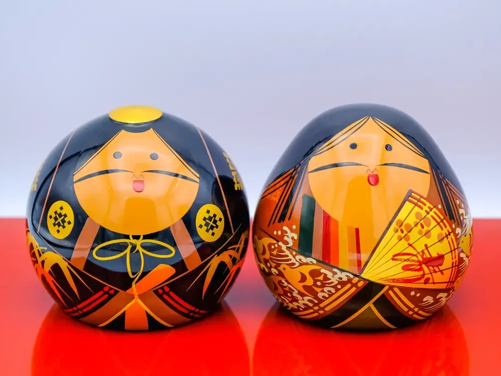 大内雛の人形の画像