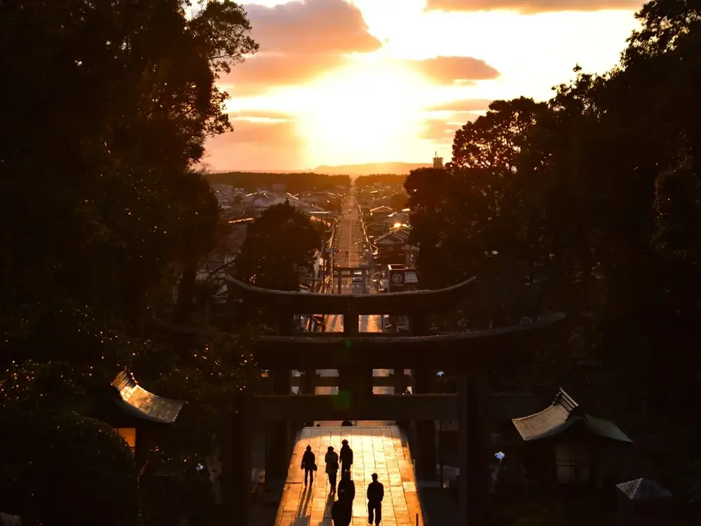 宮地嶽神社からみる光の道の画像