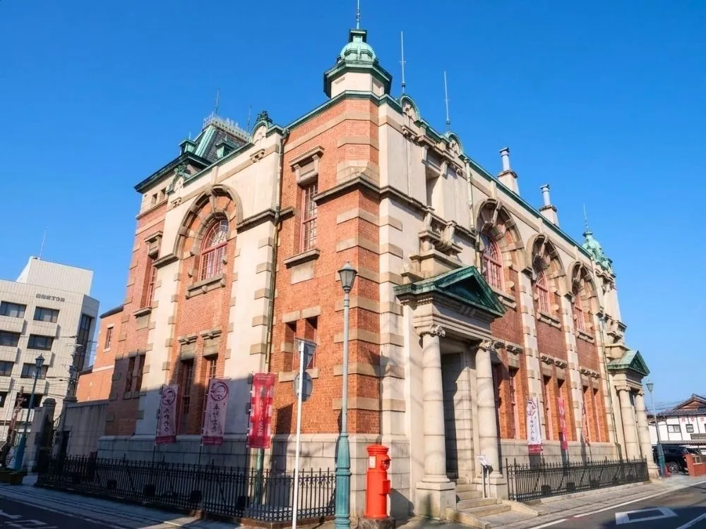 旧唐津銀行の外観の画像