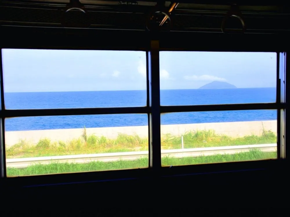 筑肥線鹿屋駅から越前前原駅までの車窓風景の写真