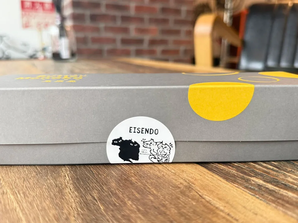 「バター最中」のパッケージのシール画像