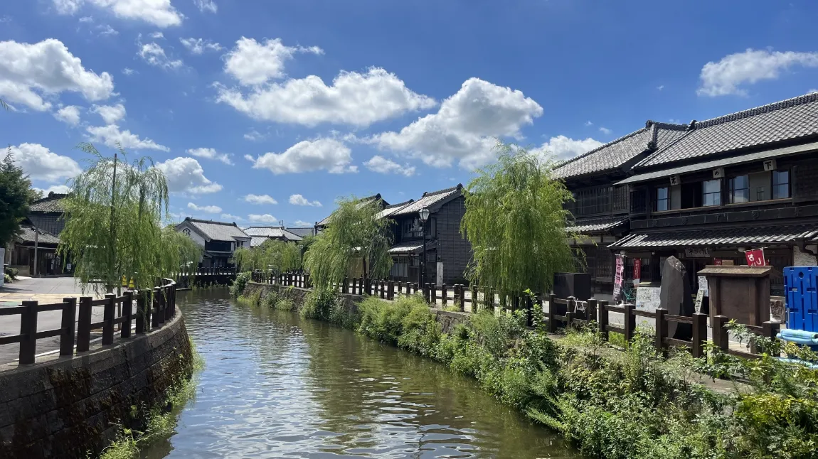 佐原小野川沿いの風情のある街並みの画像